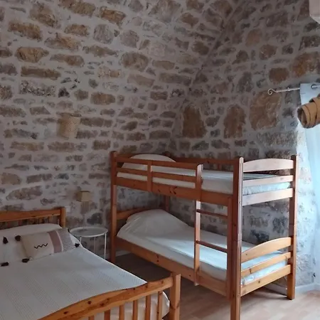 La Lauzet Vakantiehuis *